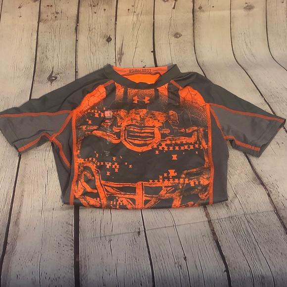 Under Armour NWT Boys Army of 11 Heatgear Orange - Picture 4 of 8